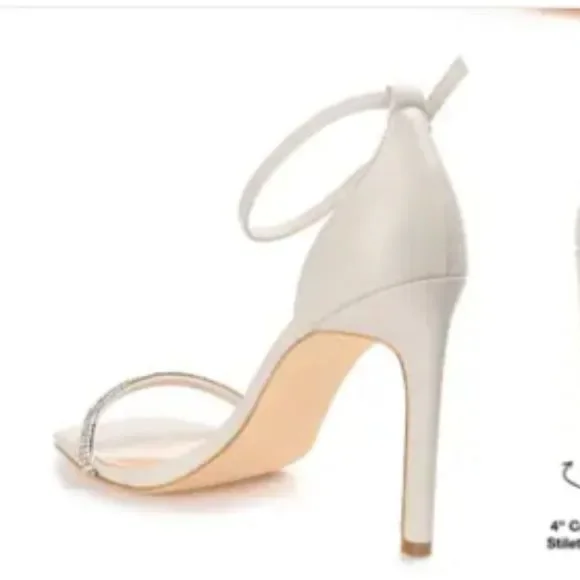 Journee Collection Women's Tru Comfort Foam™ Zoya Pump - Picture 2 of 3